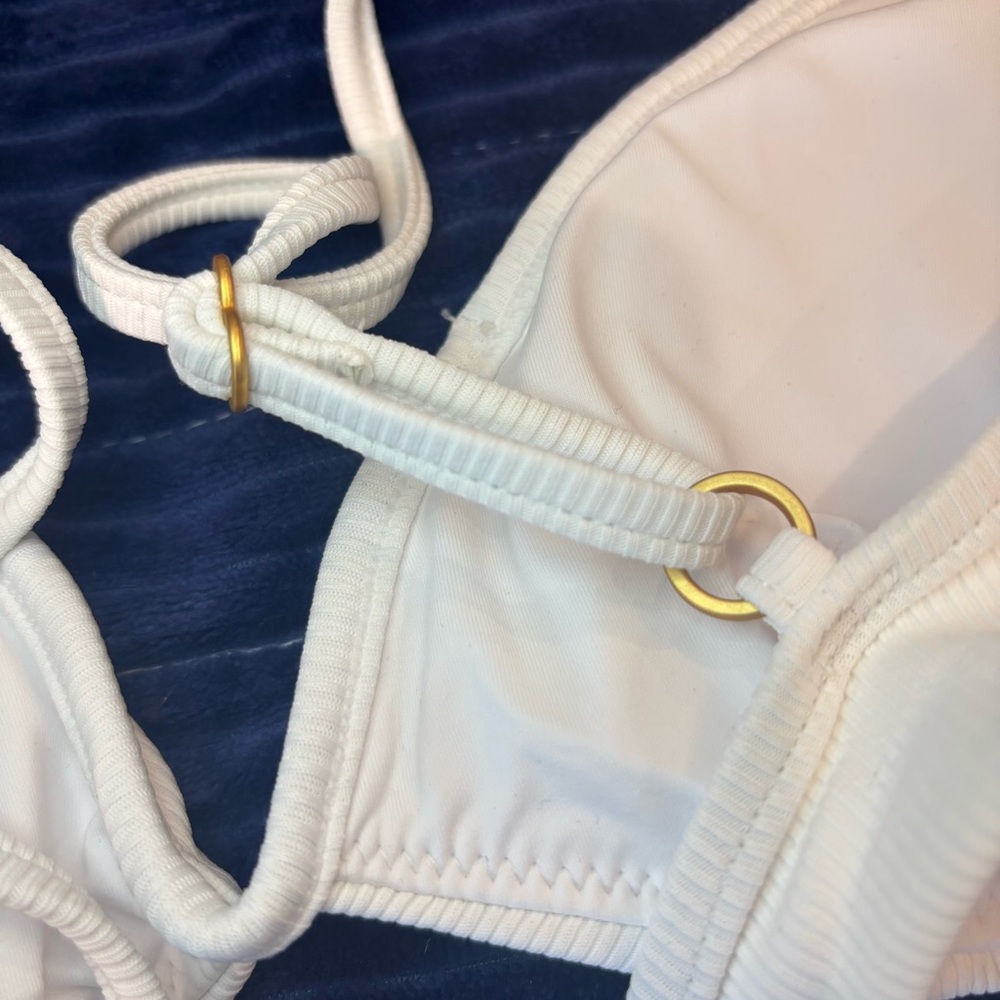 L Space Helena Bikini Top - Picture 9 of 12